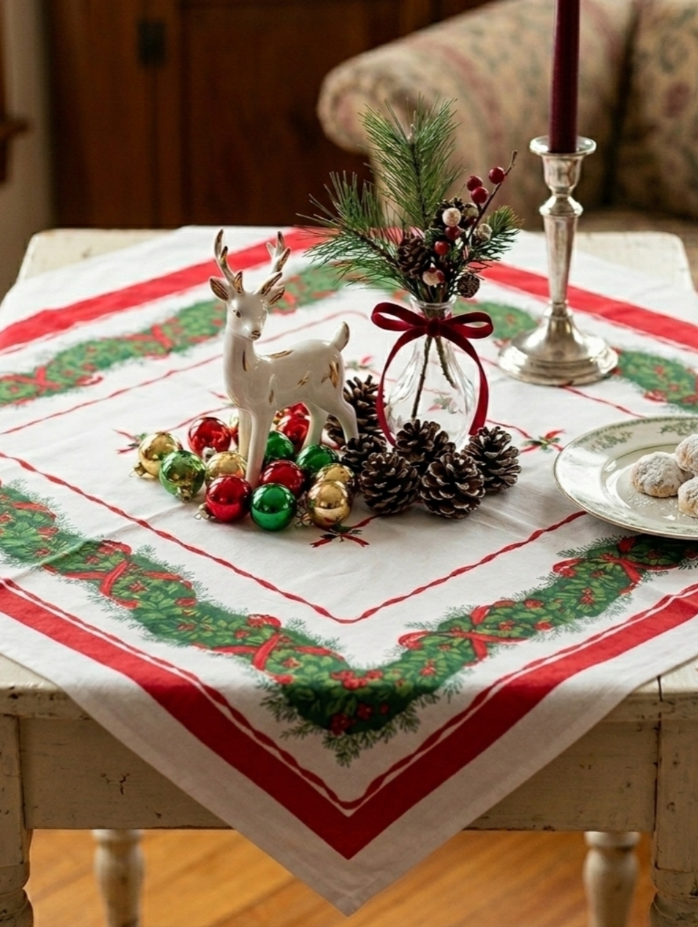 Vintage Christmas Tablecloth Holly Berry Pine Garland Red Ribbon Accent 32x50